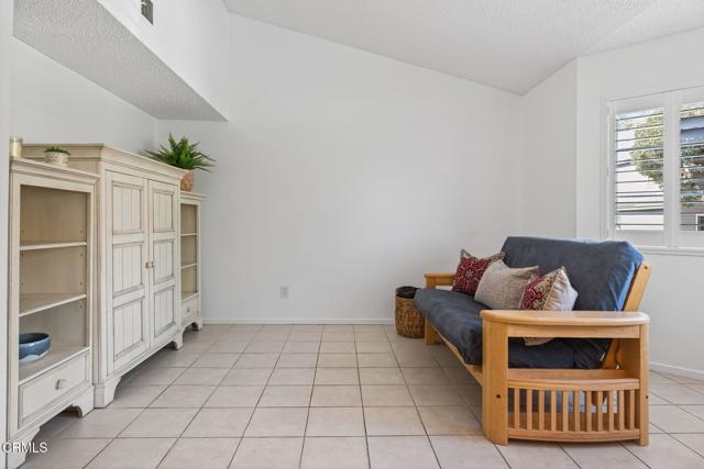 4993 Telephone Road, Ventura CA: https://media.crmls.org/mediaz/64cd2d95-591e-4cb2-9f57-d3497cce6889.jpg