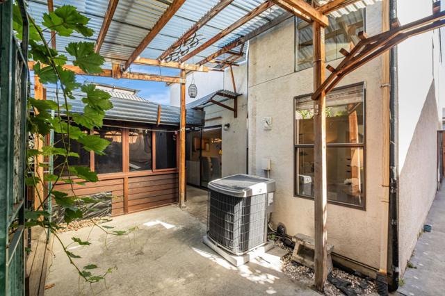 39623 Buena Vista Terrace, Fremont CA: https://media.crmls.org/mediaz/64cda75f-ae97-46cf-b4b9-5bd5a49f06ff.jpg