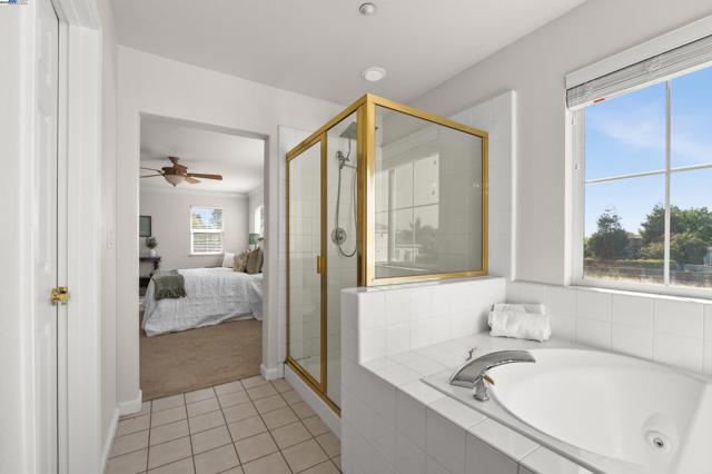 6235 Robertson Ave, Newark CA: https://media.crmls.org/mediaz/64cec475-7e85-4985-b0d4-1bab7ec6a138.jpg