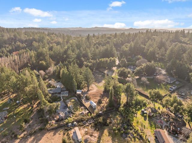 15 Braemoor Drive, Santa Cruz CA: https://media.crmls.org/mediaz/64d1151b-9d0c-457c-845b-da6a754a7484.jpg