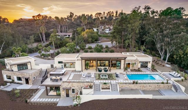 4728 El Aspecto, Rancho Santa Fe, California 92067, 5 Bedrooms Bedrooms, ,5 BathroomsBathrooms,Single Family Residence,For Sale,El Aspecto,240027667SD