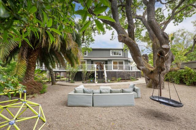 641 Caribbean Way, San Mateo CA: https://media.crmls.org/mediaz/64d19e85-637a-4f52-abe0-e706dd5cff8f.jpg