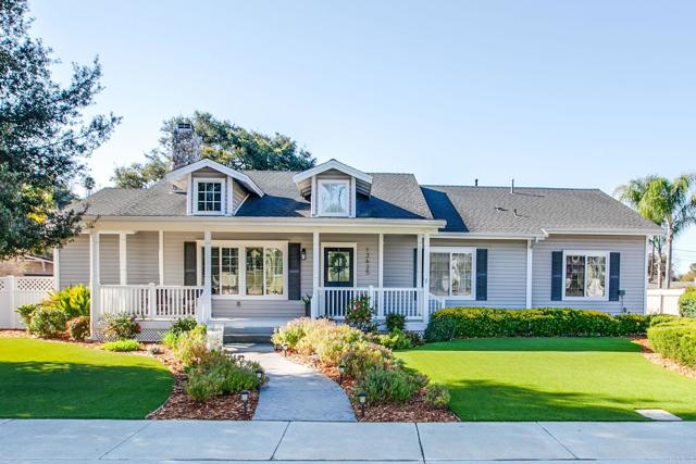 Detail Gallery Image 1 of 1 For 13625 Holly Oak Way, Poway,  CA 92064 - 3 Beds | 2 Baths