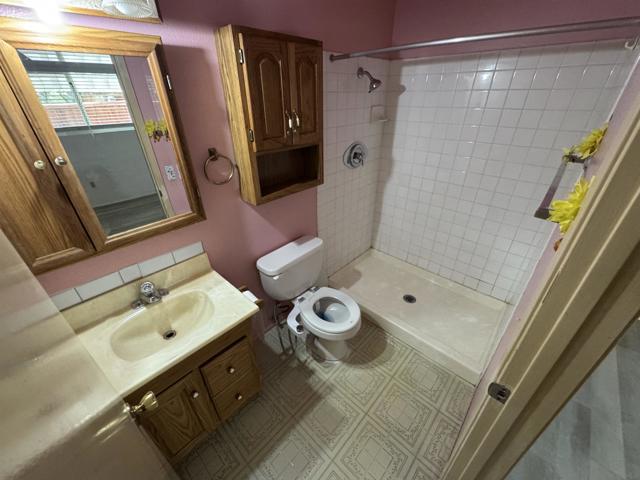 10490 Stanfield Cir, San Diego CA: https://media.crmls.org/mediaz/64d3862c-a82d-43f5-af8e-34ce2e739505.jpg