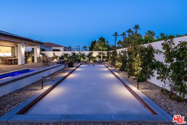 75403 Mansfield Drive, Indian Wells CA: https://media.crmls.org/mediaz/64d3a9a8-9345-47f7-86c6-07307527d62a.jpg