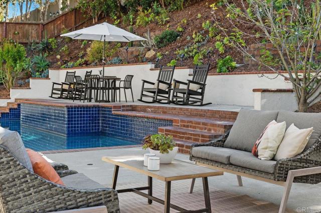 Detail Gallery Image 46 of 59 For 6829 Corintia St, Carlsbad,  CA 92009 - 4 Beds | 3/1 Baths