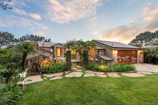 354 Ocean View Ave, Del Mar CA: https://media.crmls.org/mediaz/64d4c547-d221-4383-a494-b8e0b0cd51a5.jpg