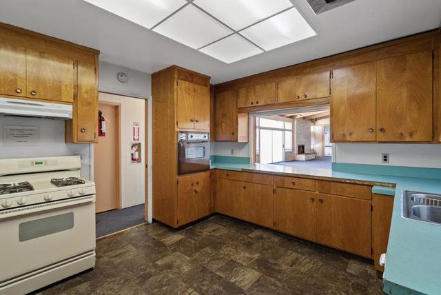 49 Blanca Lane, Watsonville CA: https://media.crmls.org/mediaz/64d548ed-116e-47d5-b05f-48a555ace2f3.jpg