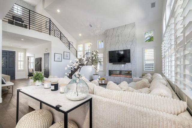 Detail Gallery Image 3 of 37 For 3844 Stoneridge Rd, Carlsbad,  CA 92010 - 4 Beds | 3 Baths