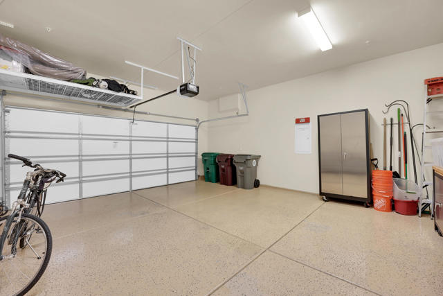 81267 Calle Teneria, Indio CA: https://media.crmls.org/mediaz/64d73500-6484-48d8-974d-002437e4a2b7.jpg