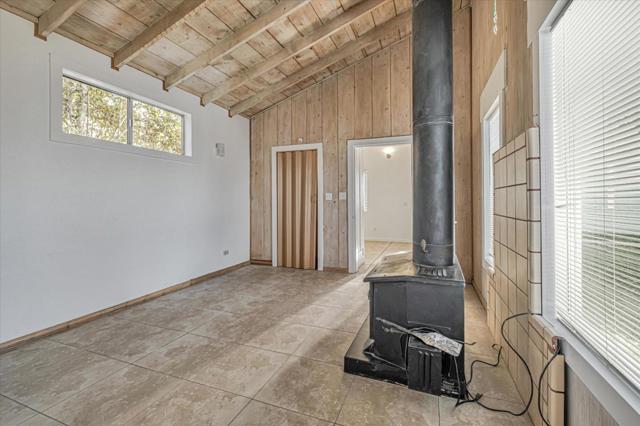 Image 21 of 77 For 2735 Soquel Avenue