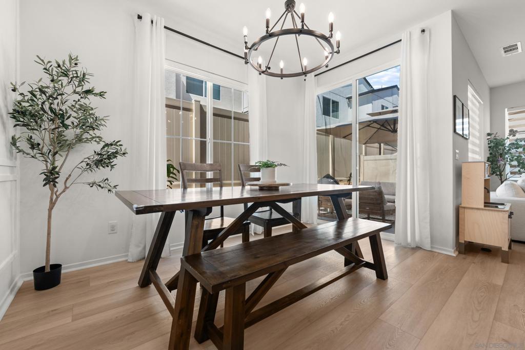 MLS #250034988SD img 8