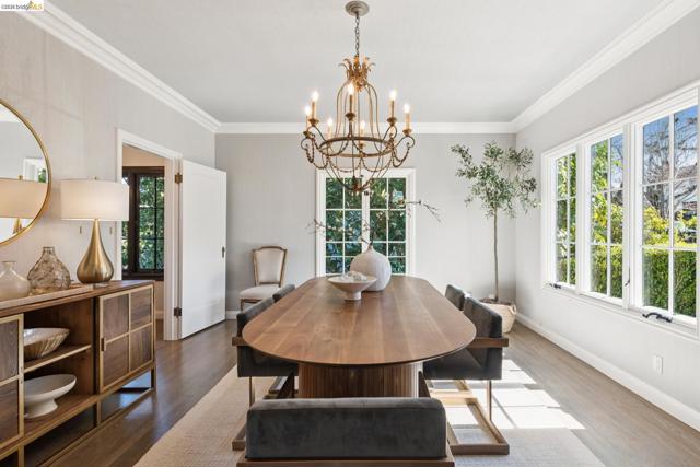 Image 14 of 60 For 906 Paramount Rd