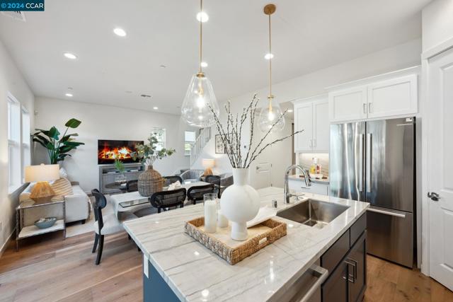 Details for 65 Riverbend Lane, Petaluma, CA 94952