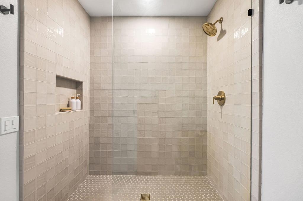 MLS #219138748DA image #33