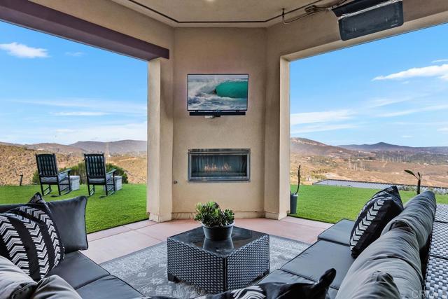 Detail Gallery Image 50 of 57 For 3881 Rancho Summit Dr, Encinitas,  CA 92024 - 4 Beds | 5 Baths