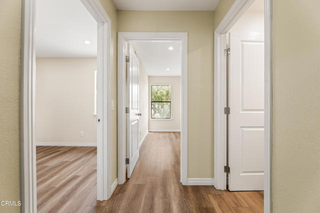 Detail Gallery Image 14 of 44 For 9760 Jersey Ave #173,  Santa Fe Springs,  CA 90670 - 3 Beds | 3 Baths