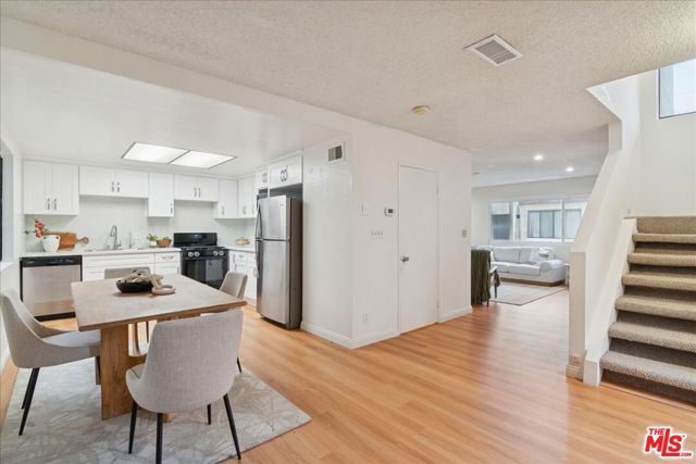 1050 S Garfield Avenue, Monterey Park CA: https://media.crmls.org/mediaz/64da0879-d8ee-4954-9c59-12ae42216661.jpg