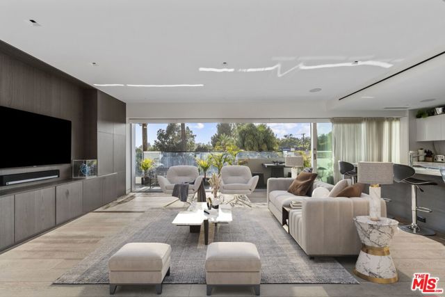 838 N Doheny Drive, West Hollywood CA: https://media.crmls.org/mediaz/64da56d8-25c1-427a-8958-038c120a2b3f.jpg