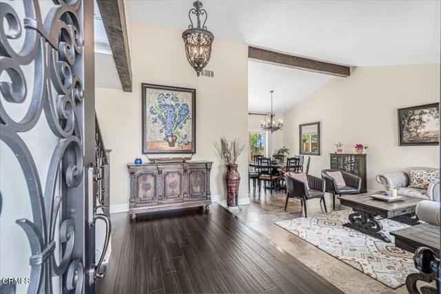 2458 Brookhill Drive, Camarillo CA: https://media.crmls.org/mediaz/64db59ab-caaa-44a5-86ea-4dd9f3a837b0.jpg