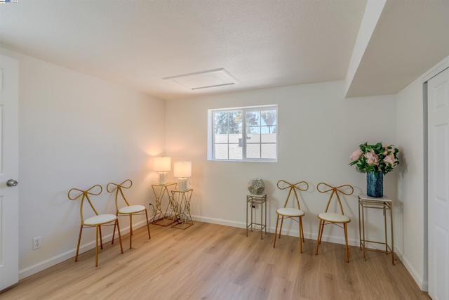 789 S 12Th St, San Jose CA: https://media.crmls.org/mediaz/64dbbbf3-5db4-4d29-9dba-410eabaedbd3.jpg