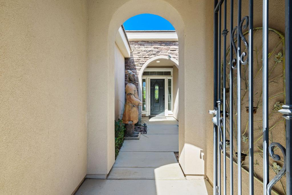 MLS #219136730DA image #5