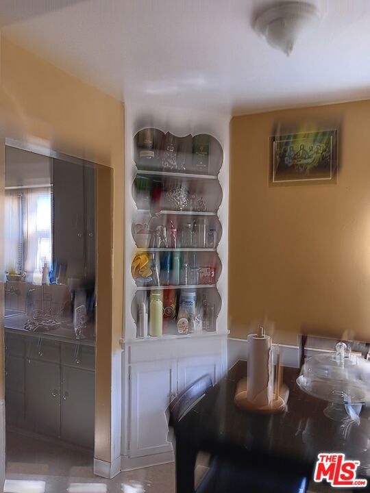 701 W 112th Street, Los Angeles CA: https://media.crmls.org/mediaz/64dc9ef1-243f-4259-9da7-e6d2ac7f4530.jpg