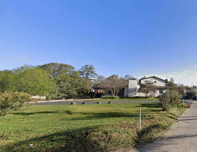 10703 Oak Creek Drive, Lakeside CA: https://media.crmls.org/mediaz/64de5544-6bd0-43a3-a1cc-cdb59a68385f.jpg