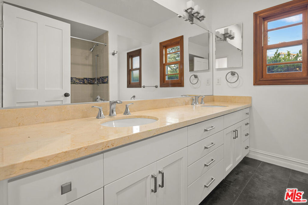 MLS #26866103 image #15