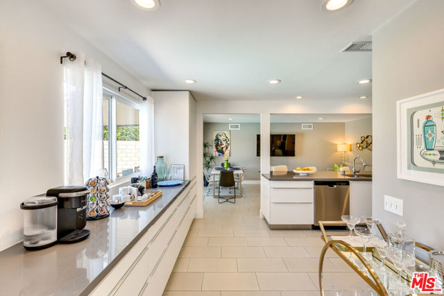 2146 N Blando Road, Palm Springs CA: https://media.crmls.org/mediaz/64df9928-df31-4323-882a-85cf2b4f52ea.jpg