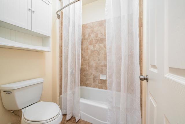 Detail Gallery Image 17 of 41 For 1023 Olive Ave, Ramona,  CA 92065 - 3 Beds | 3/1 Baths
