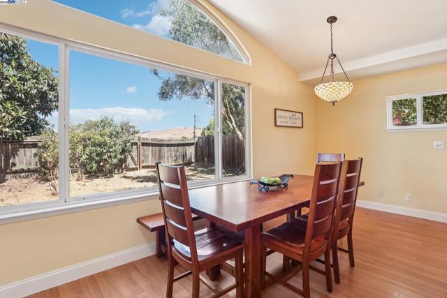 37709 Arlene Court, Fremont CA: https://media.crmls.org/mediaz/64e02c7c-c7df-4726-a15a-b99f90228b67.jpg
