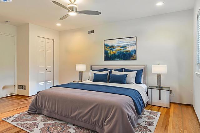 947 Crane Ave, Foster City CA: https://media.crmls.org/mediaz/64e07fb4-6a45-4150-92ba-50da1a3e00db.jpg