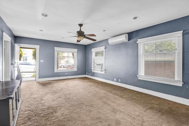 Detail Gallery Image 4 of 23 For 4312 Parks Ave, La Mesa,  CA 91941 - 2 Beds | 1 Baths