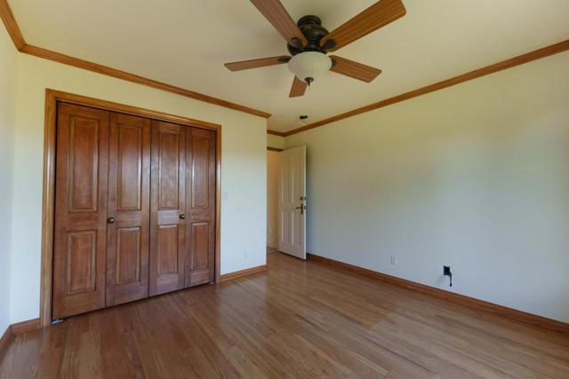 54 Corral De Tierra Road, Salinas CA: https://media.crmls.org/mediaz/64e1b7ed-aa66-4c4b-b206-671b48fc66c4.jpg