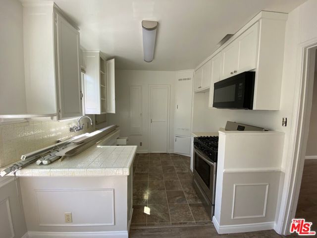 140 North Maple Street photo 6