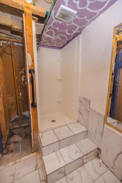1034 Hellam Street, Monterey CA: https://media.crmls.org/mediaz/64e51bc8-a04b-445b-926c-ce7d9ef7020d.jpg