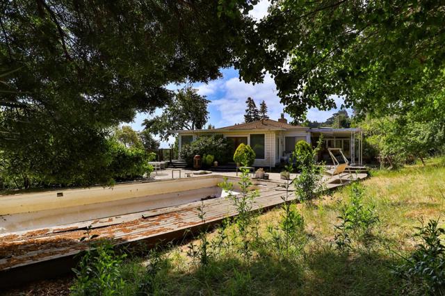 4980 Paradise Drive, Tiburon CA: https://media.crmls.org/mediaz/64e60beb-02cd-493e-b8ea-3f0603381cb0.jpg