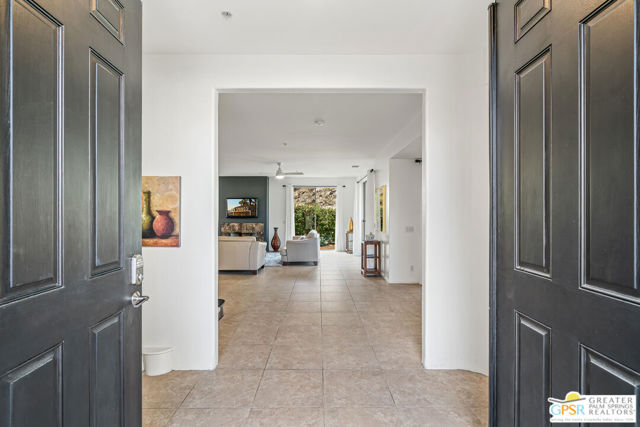 2857 Greco Court, Palm Springs CA: https://media.crmls.org/mediaz/64e68ba2-1052-4470-b56a-f9dbc60069ef.jpg