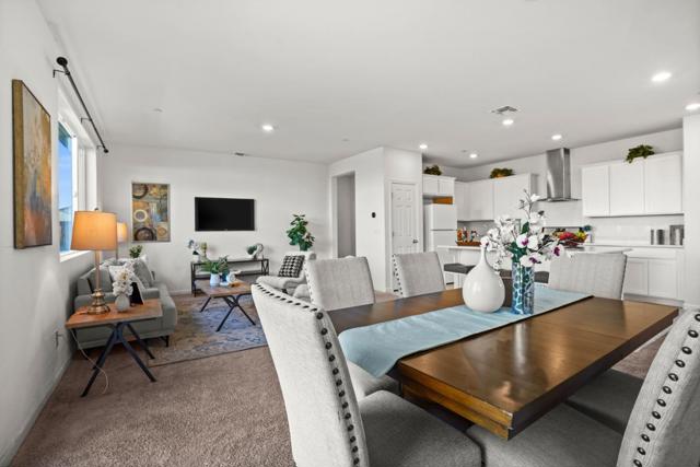 8189 Scrimshaw Way, Sacramento CA: https://media.crmls.org/mediaz/64e74bb3-ced7-4b9d-a746-f9c32a9b2f63.jpg