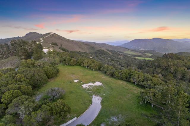 88 Linea De Fuego (Lot 62), Carmel CA: https://media.crmls.org/mediaz/64e82d5b-7599-476f-9602-a21383a1b928.jpg