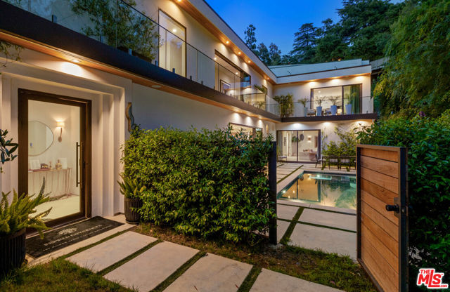 1884 Laurel Canyon Road, Los Angeles CA: https://media.crmls.org/mediaz/64e85a18-dcd5-48e5-a5fa-7e4f3c66b715.jpg
