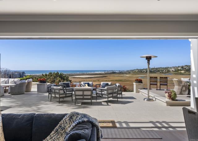 210 Gibson Pt, Solana Beach CA: https://media.crmls.org/mediaz/64e8dd54-6556-434e-8e28-ba9be2772f17.jpg