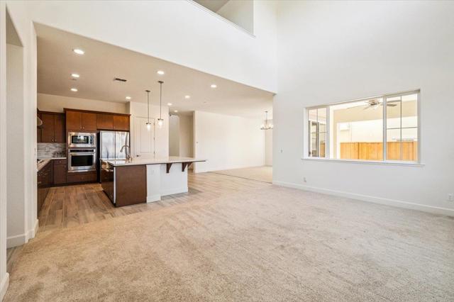 465 Russell Way, Marina CA: https://media.crmls.org/mediaz/64e9da52-c682-4926-9a36-a1881376f718.jpg
