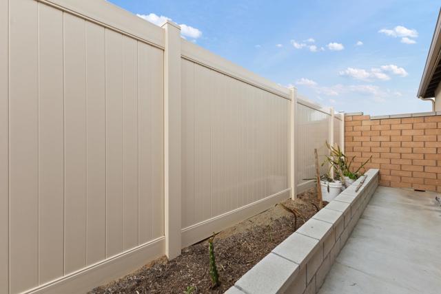 25709 Buckeye Meadow Lane, Homeland CA: https://media.crmls.org/mediaz/64ea4aa2-0e89-4278-955d-c4ac1ae0961c.jpg
