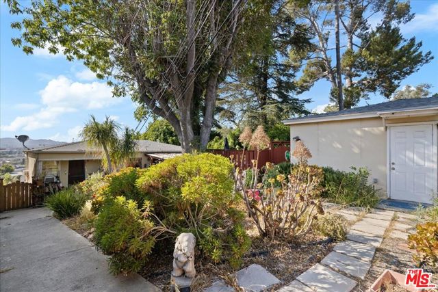 931 Lucile Avenue, Los Angeles, California 90026, ,Multi-Family,For Sale,Lucile,24413795