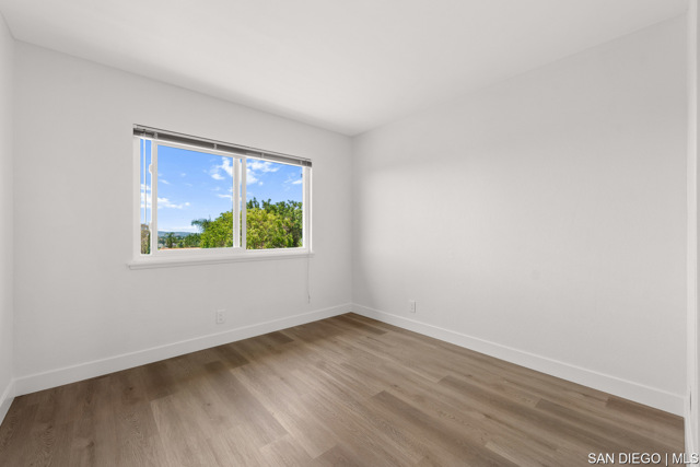 24231 Robledo, Mission Viejo CA: https://media.crmls.org/mediaz/64ea9d09-9272-49cd-8862-c95b0dc1cbf5.jpg
