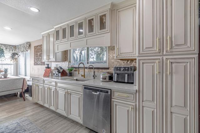Image 14 of 46 For 4253 Rosenbaum Avenue