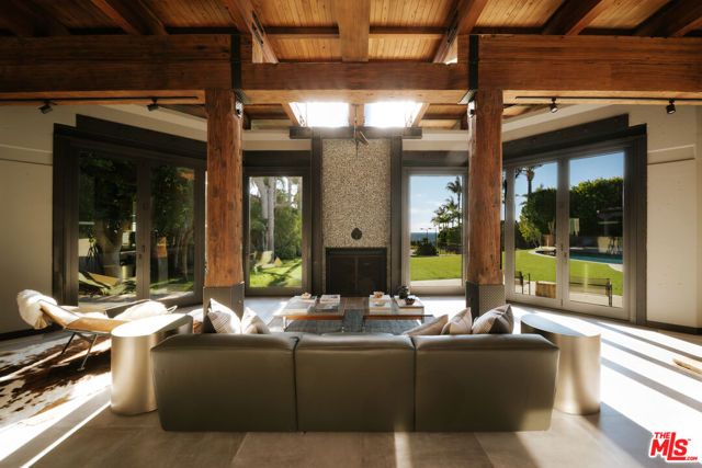 5 Bed Home for Sale in Malibu, California