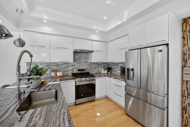 30 Bluebell Lane, Hillsborough CA: https://media.crmls.org/mediaz/64ebf2cb-f7a5-4636-bdb1-7fe0d481238f.jpg